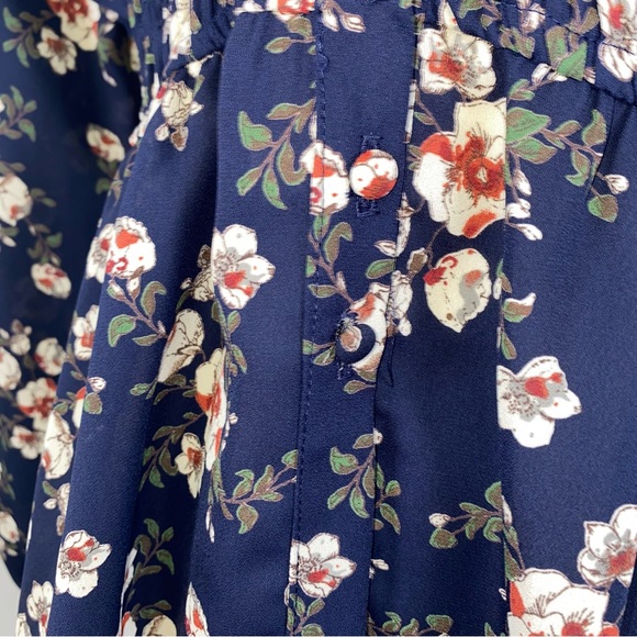 Veronica M. Floral button up long sleeve smocked waist blouse size S - Picture 9 of 11